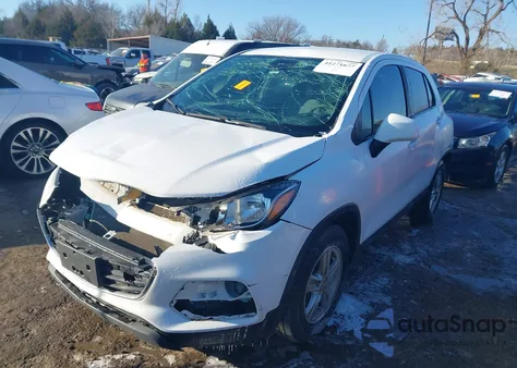 2019 Chevrolet Trax Ls z USA, uszkodzony, nr VIN 3GNCJKSB6KL201922